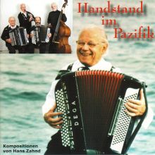 Handstand im Pazifik